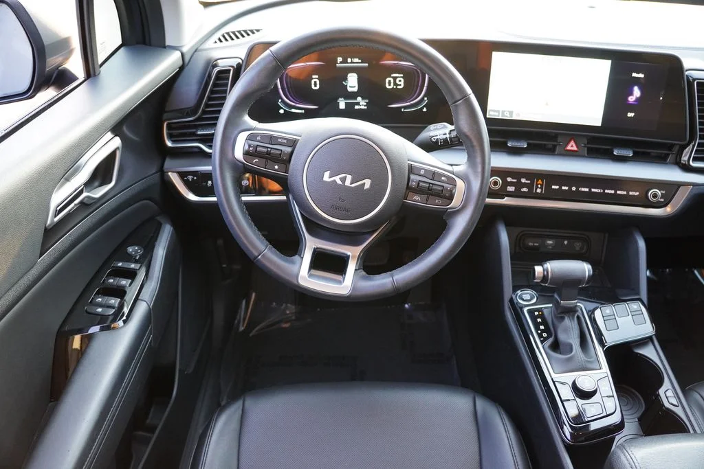 Used 2024 Gravity Gray Kia EX image 19