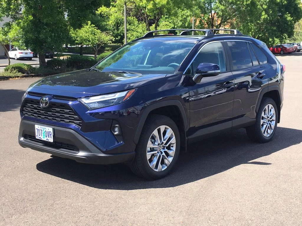 2025 Toyota RAV4 XLE Premium AWD's photo