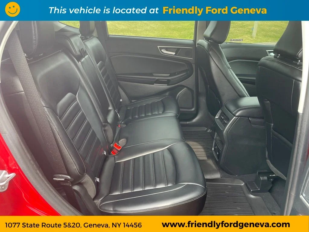 Used 2023 Red Ford SEL image 33