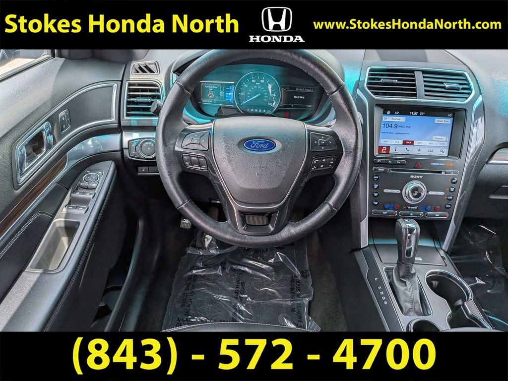 Used 2017  Ford Limited image 19
