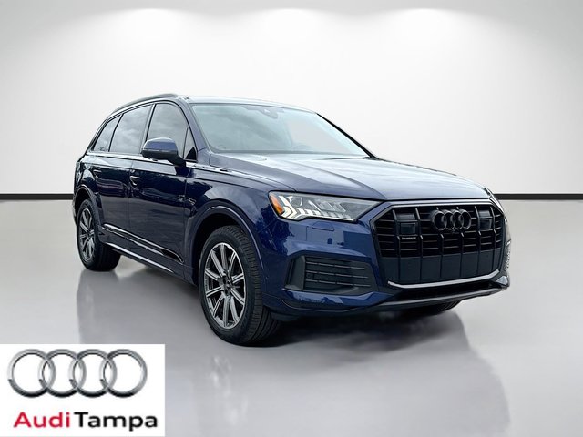 2023 Audi Q7 Premium Plus