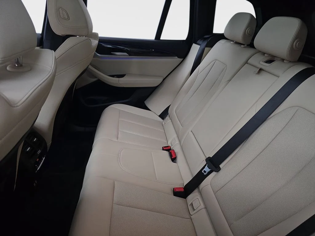 Used 2024 Alpine White BMW xDrive30i image 14