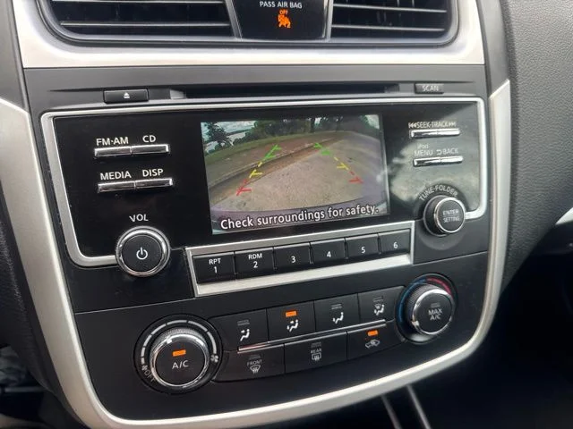 Used 2017 Black Nissan 2.5 S image 19
