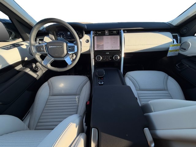 New 2026 Fuji White Land Rover S image 12