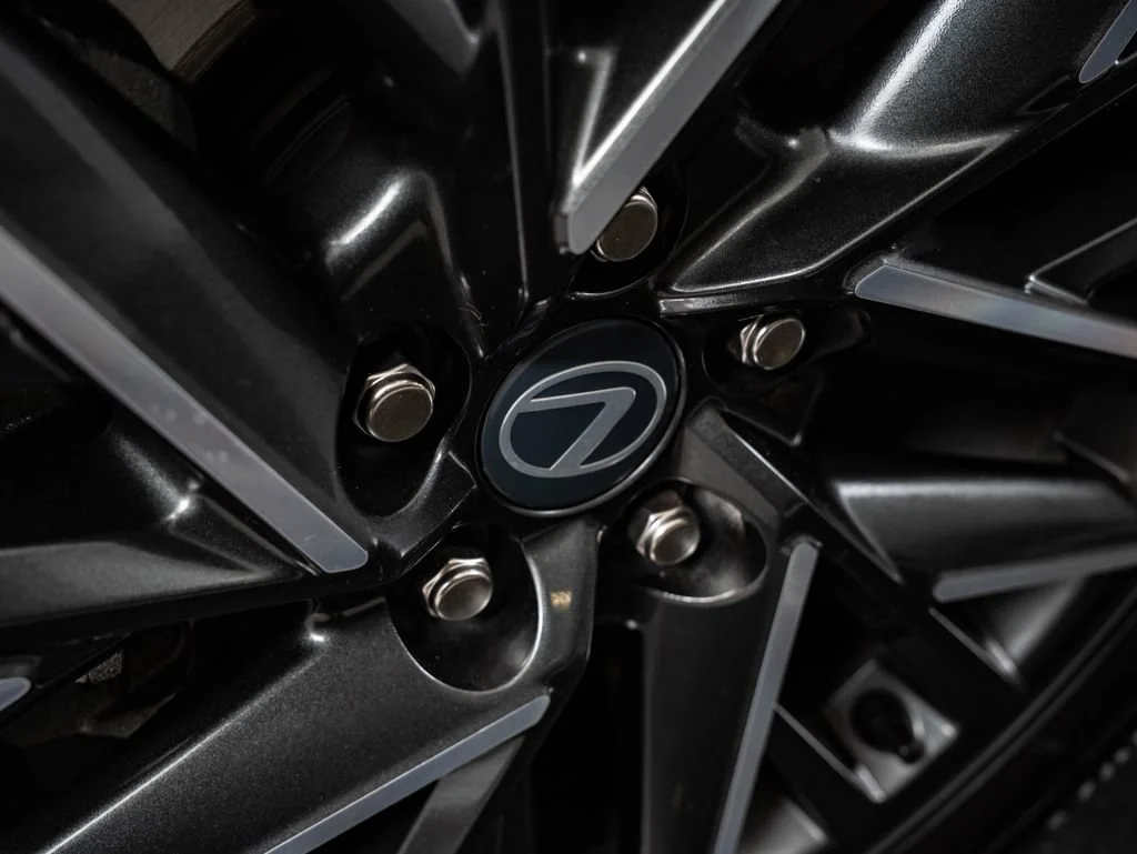 New 2026 Wind Chill Pearl Lexus PREMIUM AWD image 8