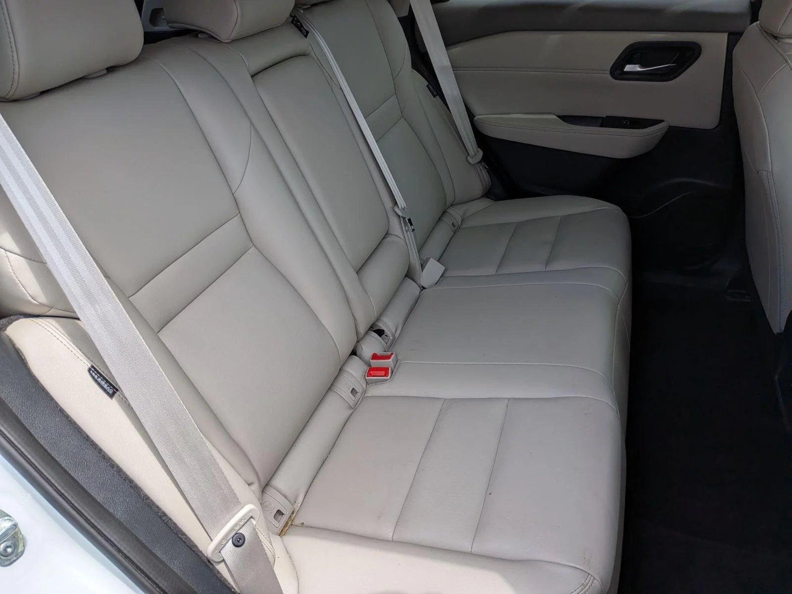 Used 2023 Pearl White Tricoat Nissan SL image 34