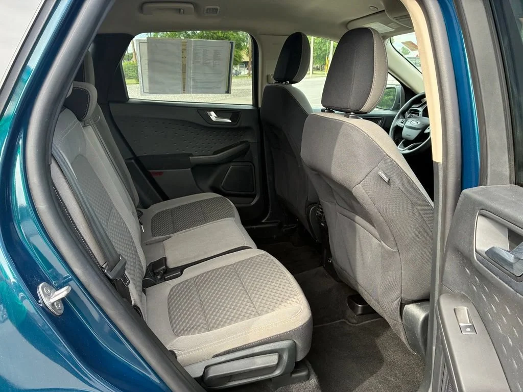 Used 2020  Ford SE image 45