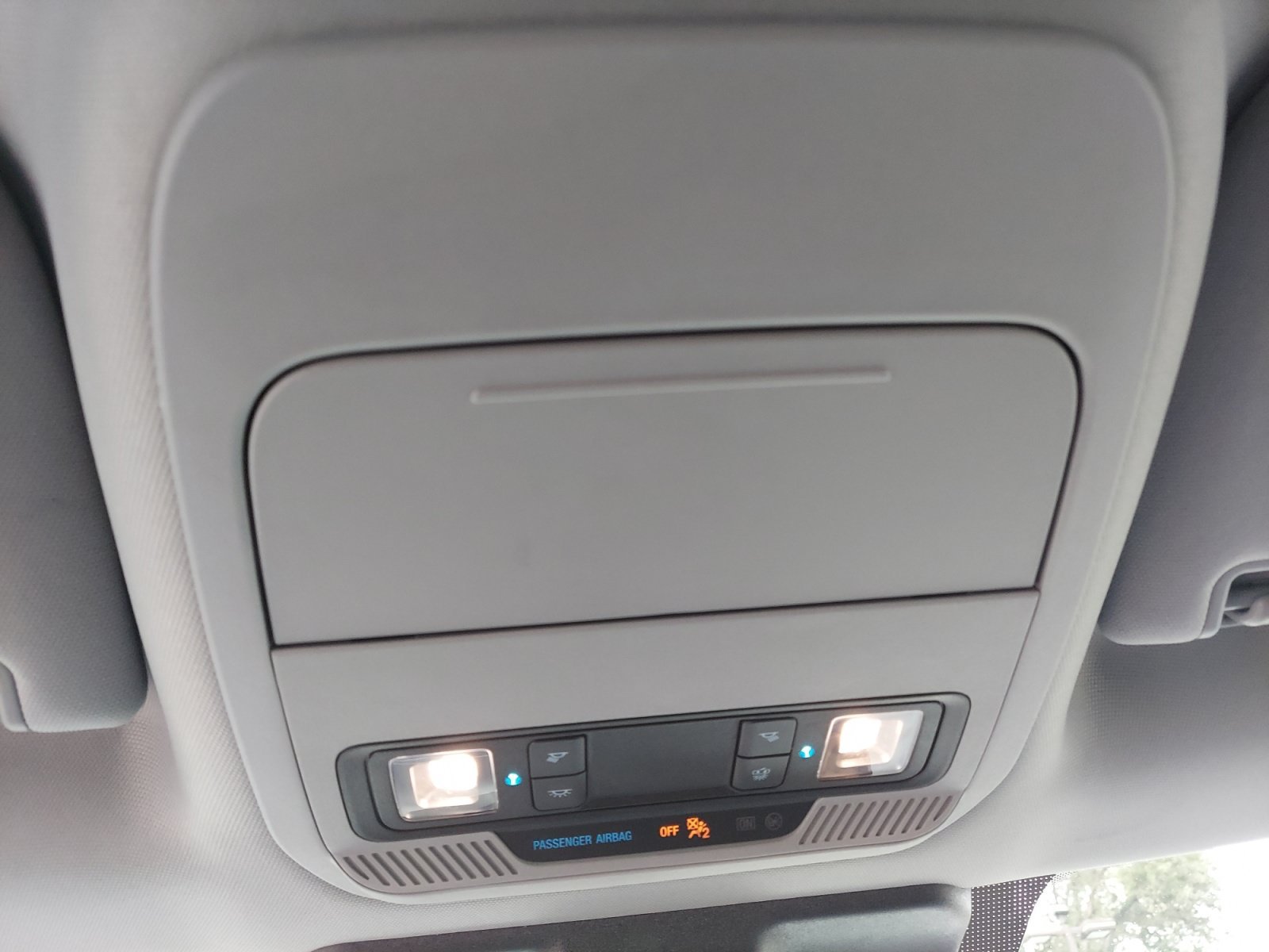 Used 2025 Oxford White Ford XLT image 18