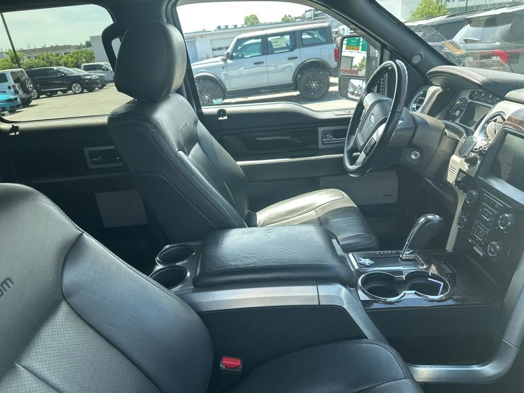 Used 2013 White Ford Platinum image 28