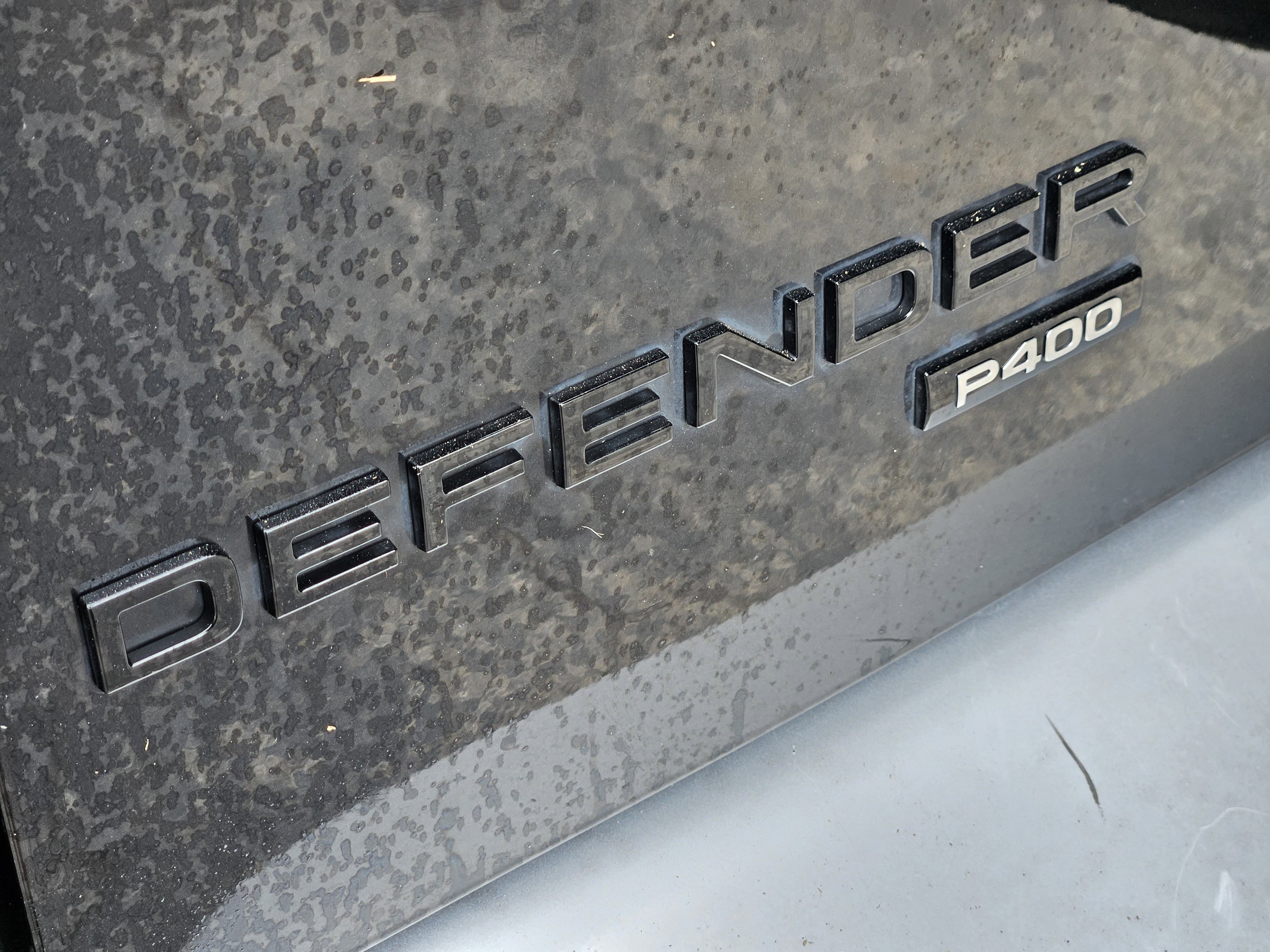 Used 2021  Land Rover 110 SE image 12
