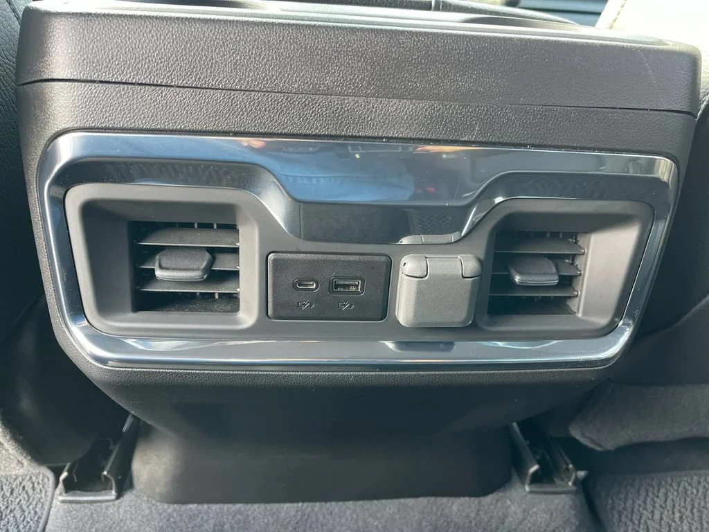 Used 2022 Summit White GMC Denali image 14