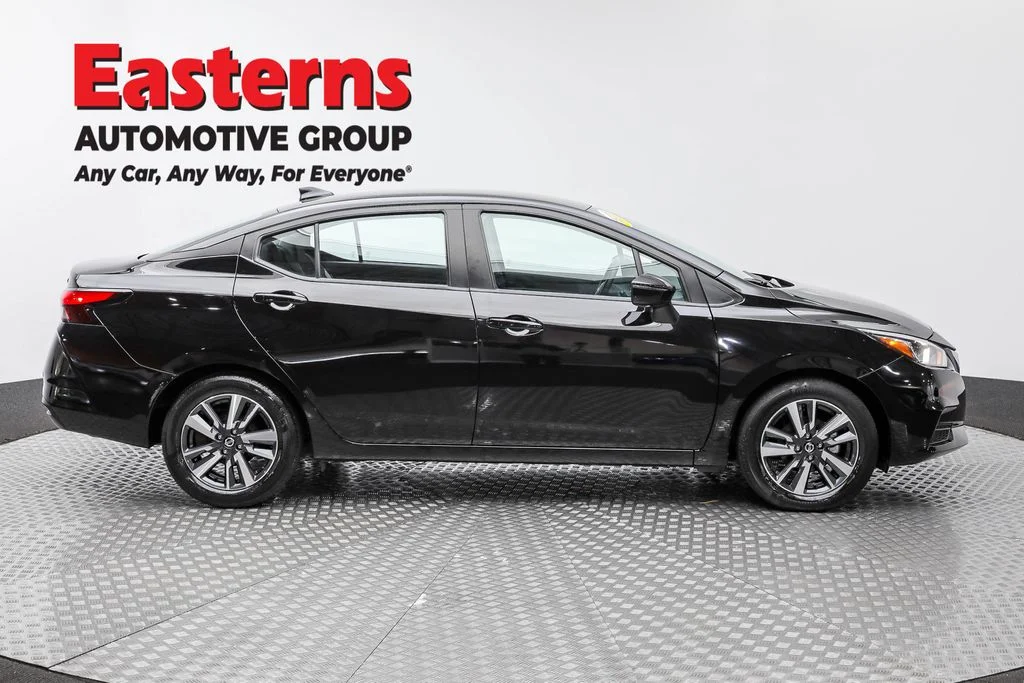 Used 2021 Black Nissan 1.6 SV image 4