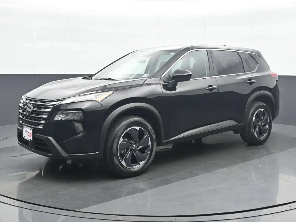Used 2025 Black Nissan SV image 2