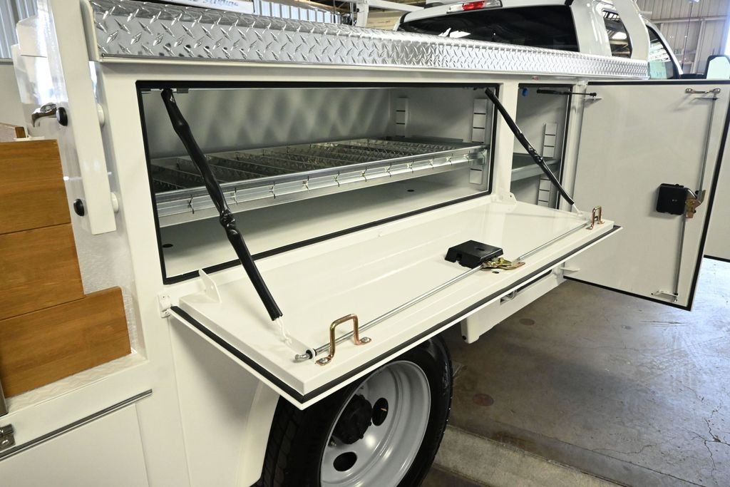 New 2026 Oxford White Ford XL image 31