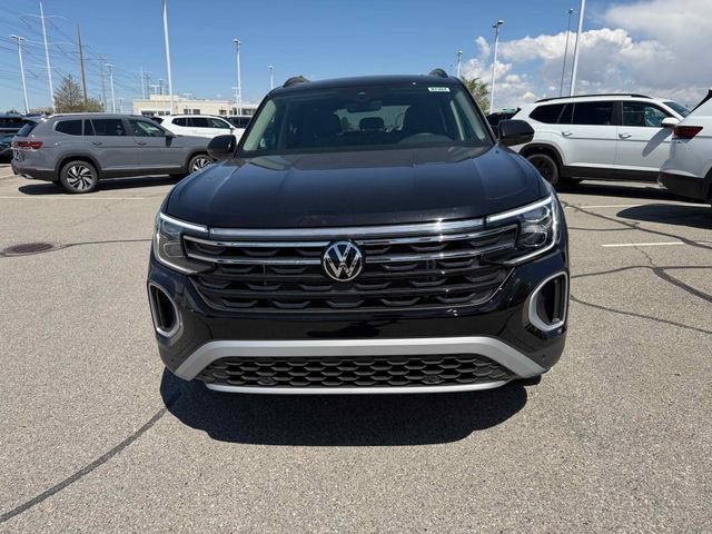 New 2026 Deep Black Volkswagen 2.0T Peak Edition image 11