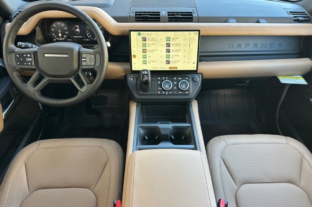 New 2026 Fuji White Land Rover X-Dynamic SE image 12