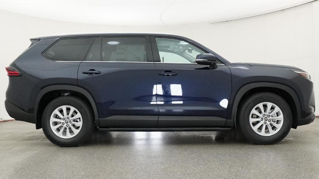 New 2026 Blueprint Toyota Hybrid XLE image 17