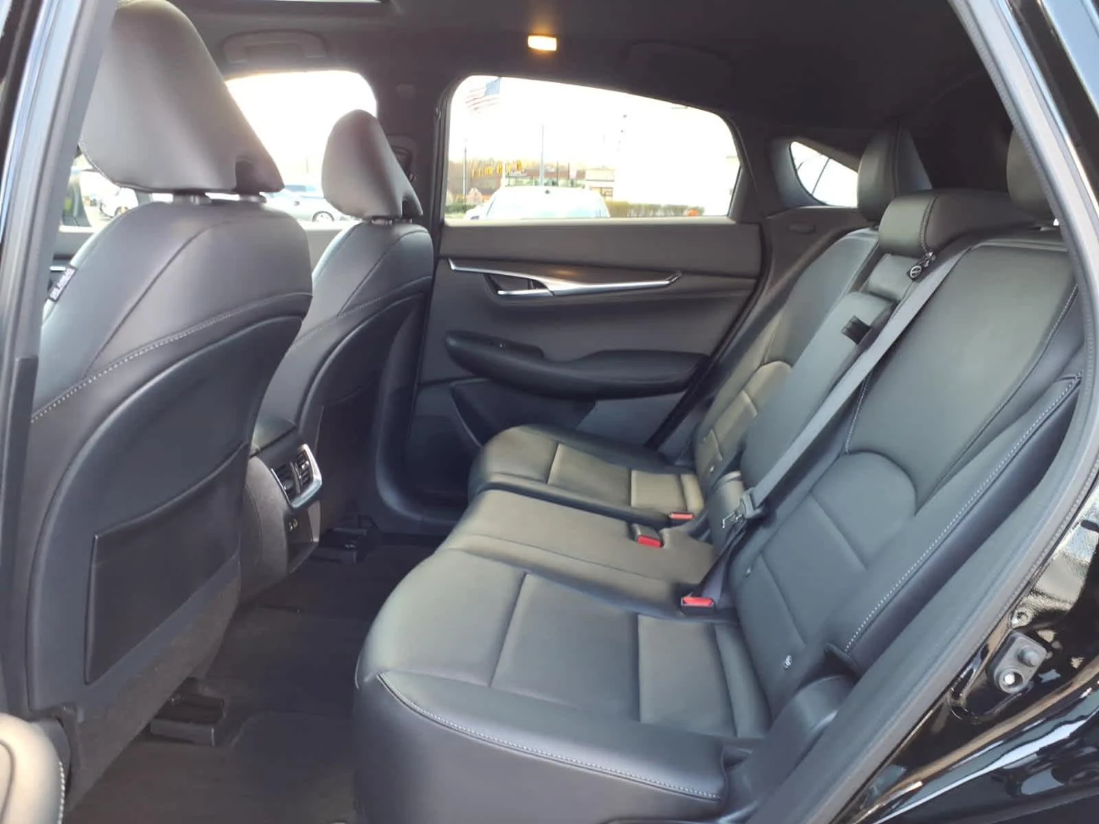 Certified Used 2024 Black Obsidian INFINITI LUXE image 13