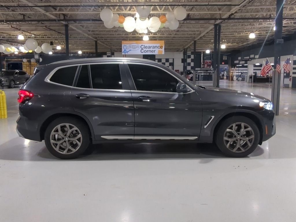 Certified Used 2024 Gray BMW xDrive30i image 7
