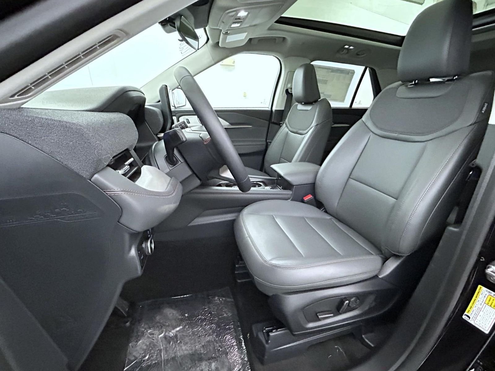 New 2026 Agate Black Metallic Ford Active image 10
