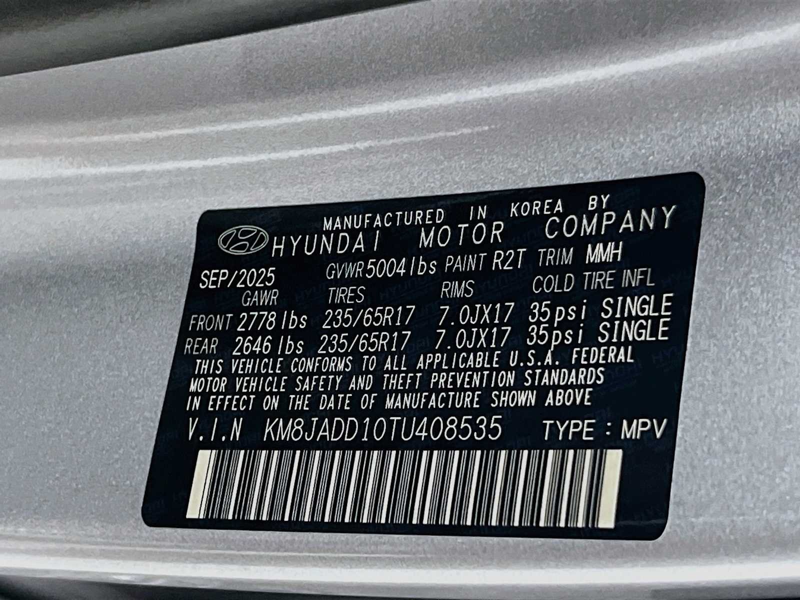 Used 2026 Shimmering Silver Hyundai Blue SE image 31