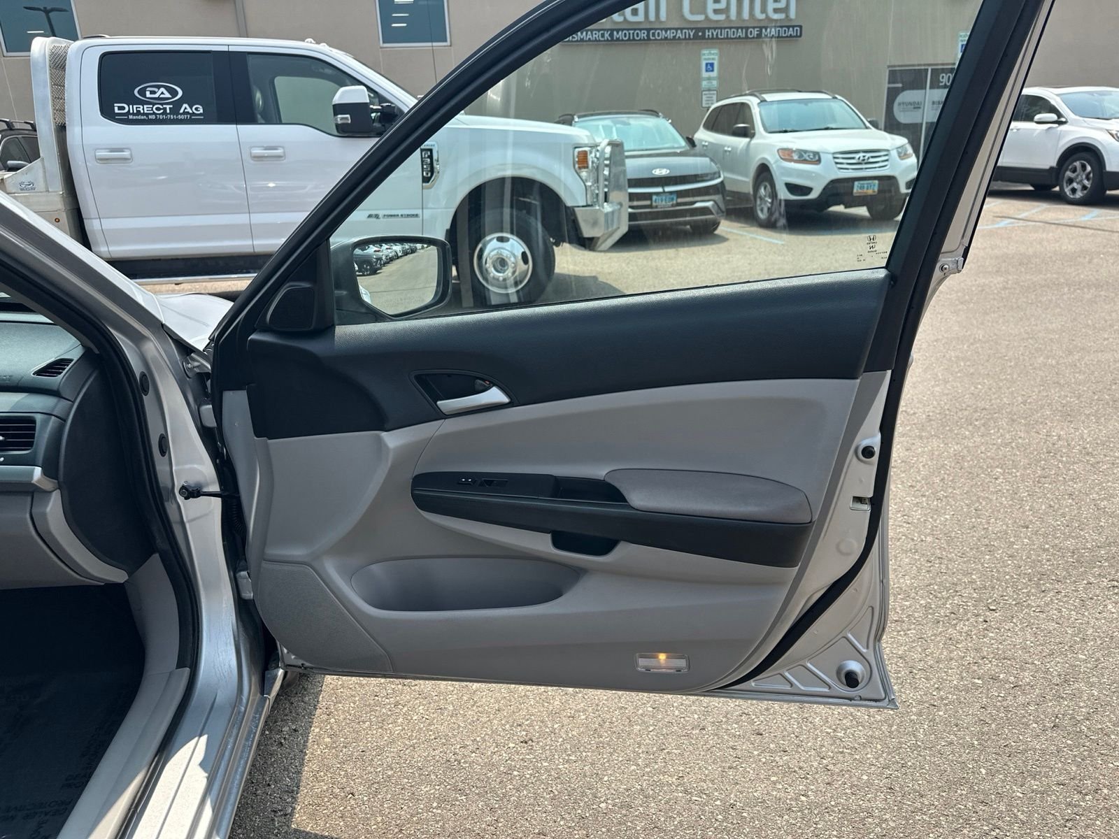 Used 2012 Silver Honda LX image 35