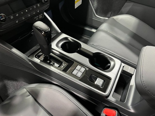 New 2026 CRYSTAL WHITE PEARL Subaru Premium image 19