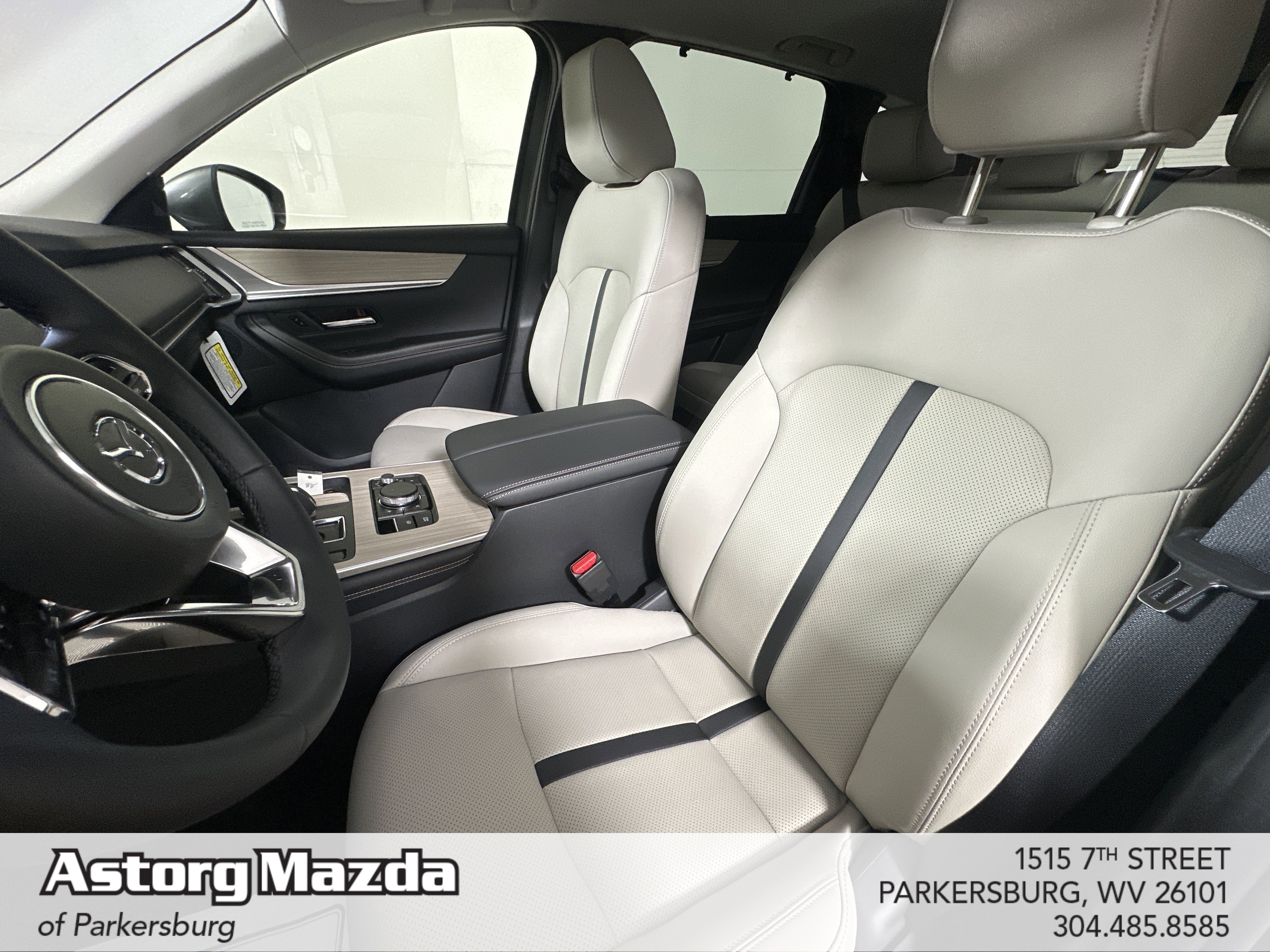 2026 Mazda CX-90 Preferred Package - Photo 9