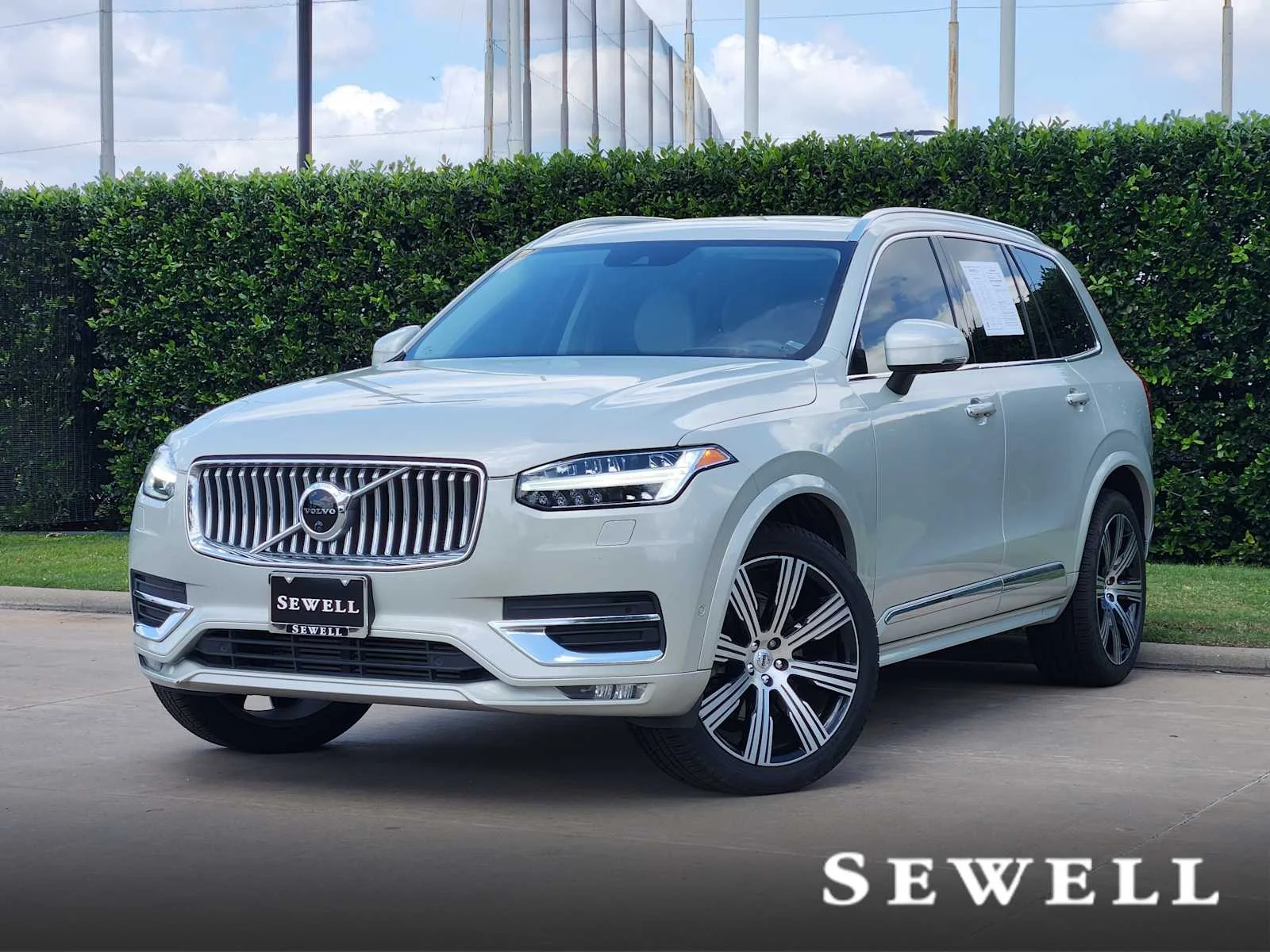 2022 Volvo XC90 T6 Inscription AWD's photo