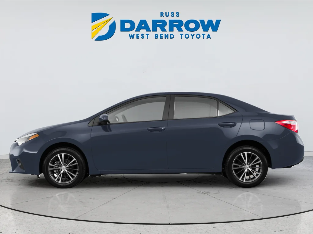 Used 2016 Gray Toyota LE Plus image 2