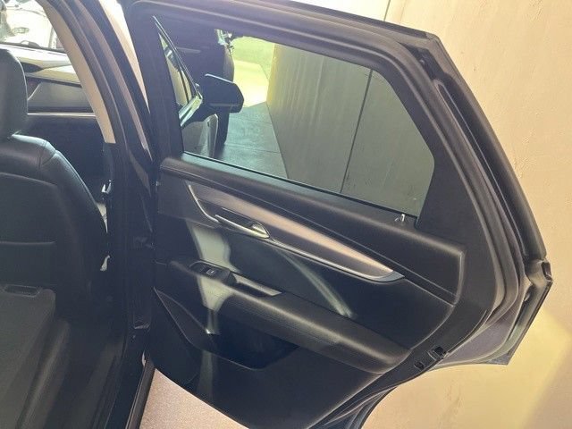 Used 2018 HARBOR BLUE METALLIC Cadillac Luxury FWD image 16
