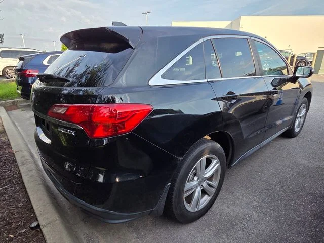 Used 2013  Acura Technology Package image 6