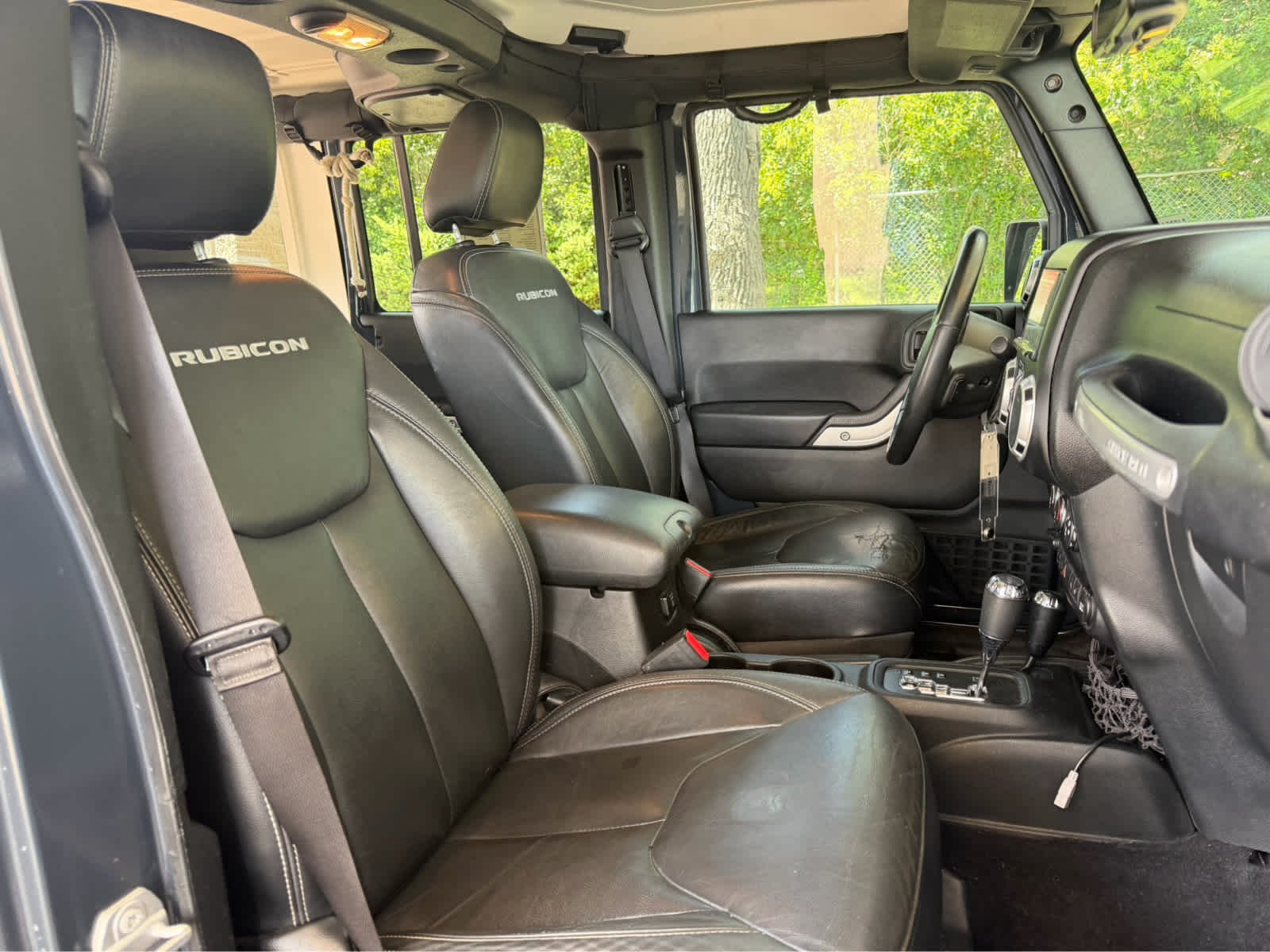 Used 2016 Rhino Clearcoat Jeep Rubicon image 13