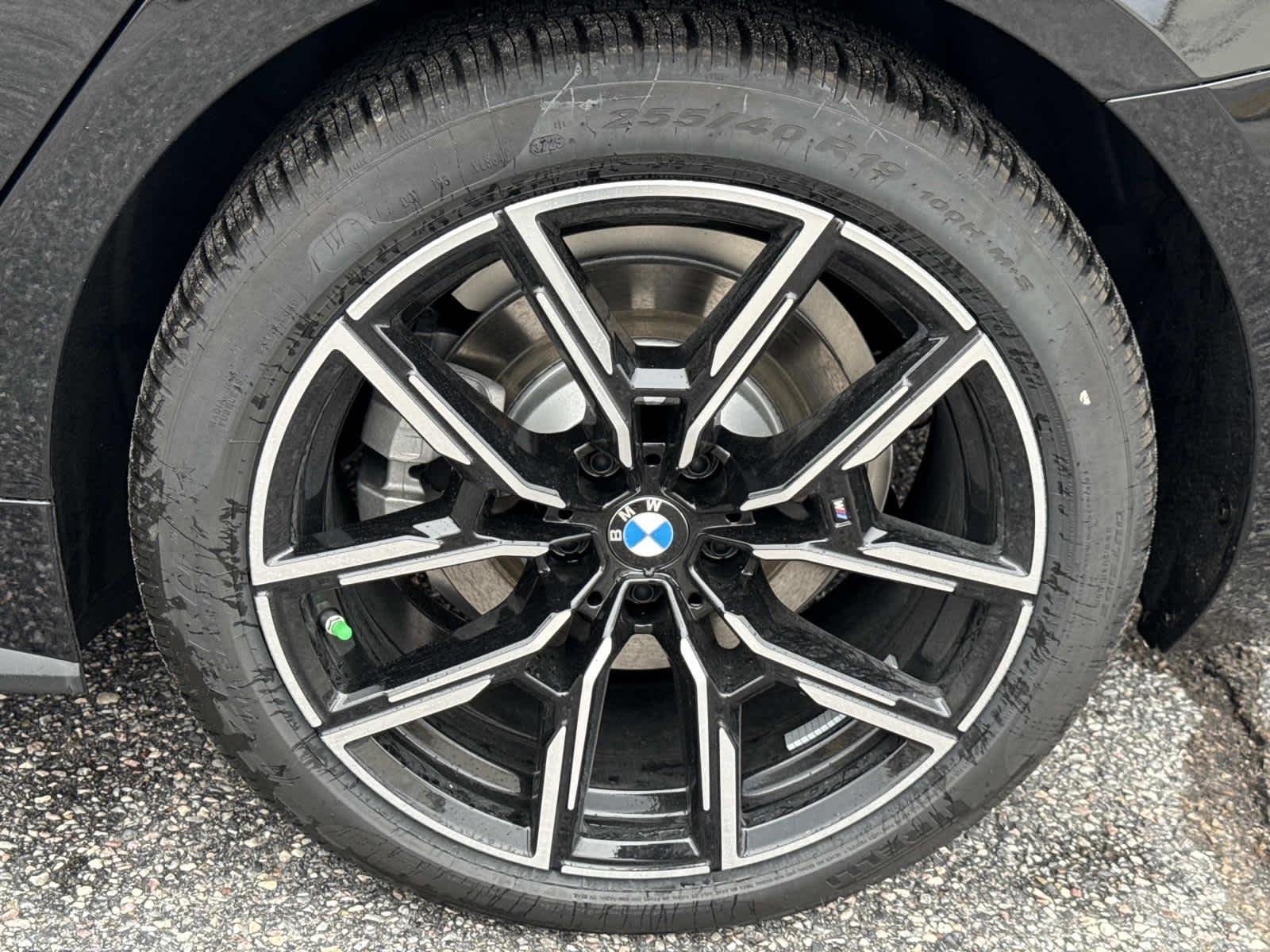New 2026 Black Sapphire Metallic BMW xDrive40 image 12