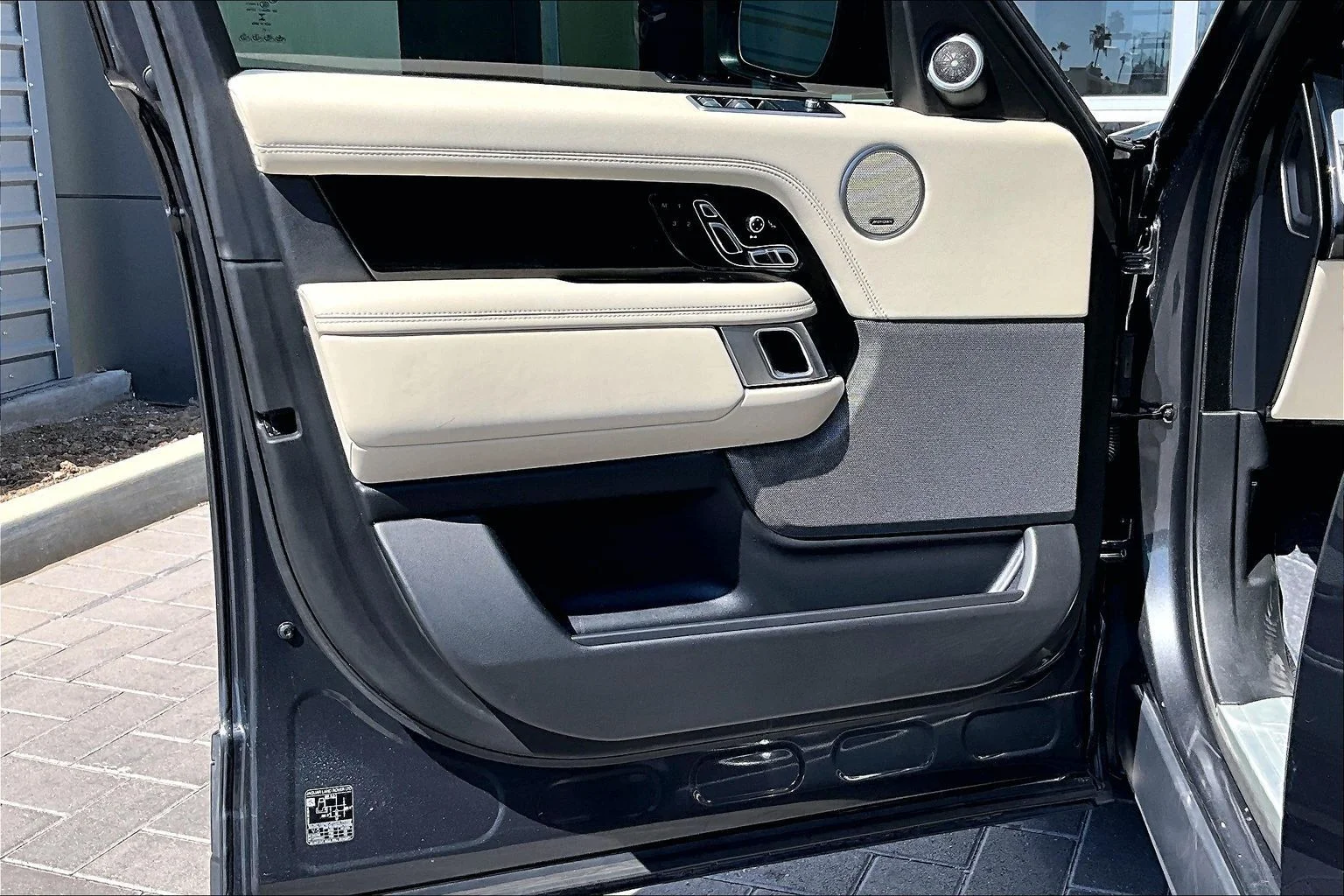 Certified Used 2022 Gray Land Rover Westminster image 23