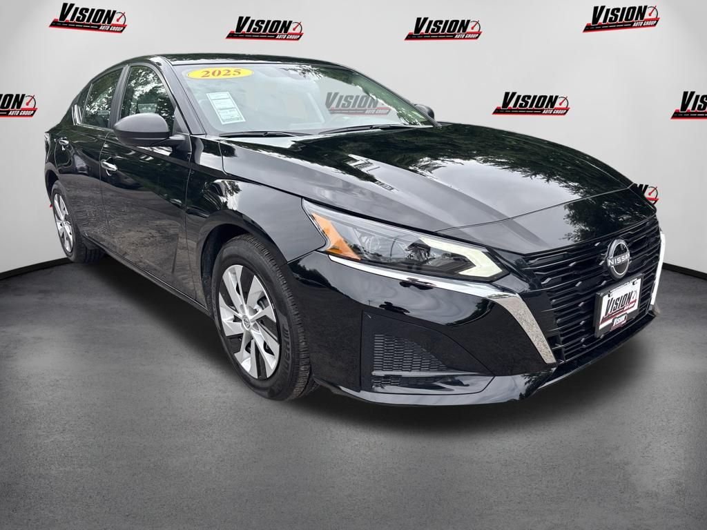 Certified Used 2025 Black Nissan 2.5 S image 3