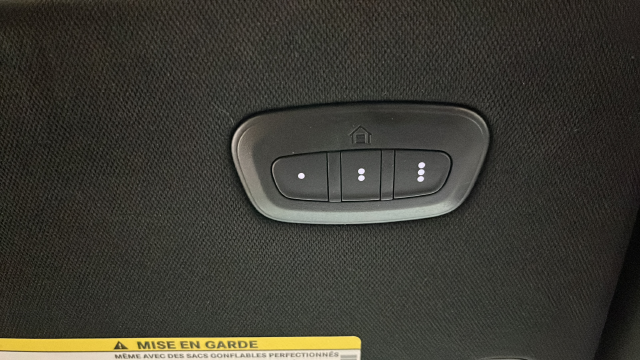 Used 2022 Baltic Gray Metallic Clearcoat Jeep Series II image 34