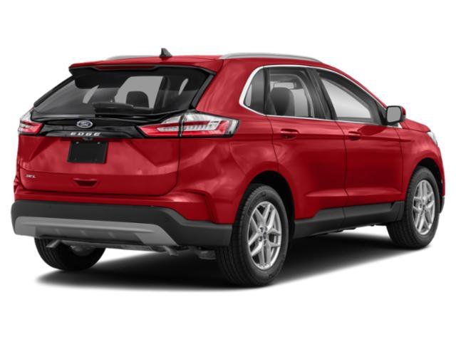 Used 2022 Agate Black Metallic Ford SEL image 2