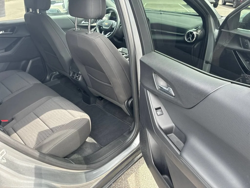 Used 2026 Sterling Gray Metallic Chevrolet LT image 18