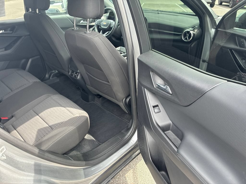 Used 2026 Sterling Gray Metallic Chevrolet LT image 18