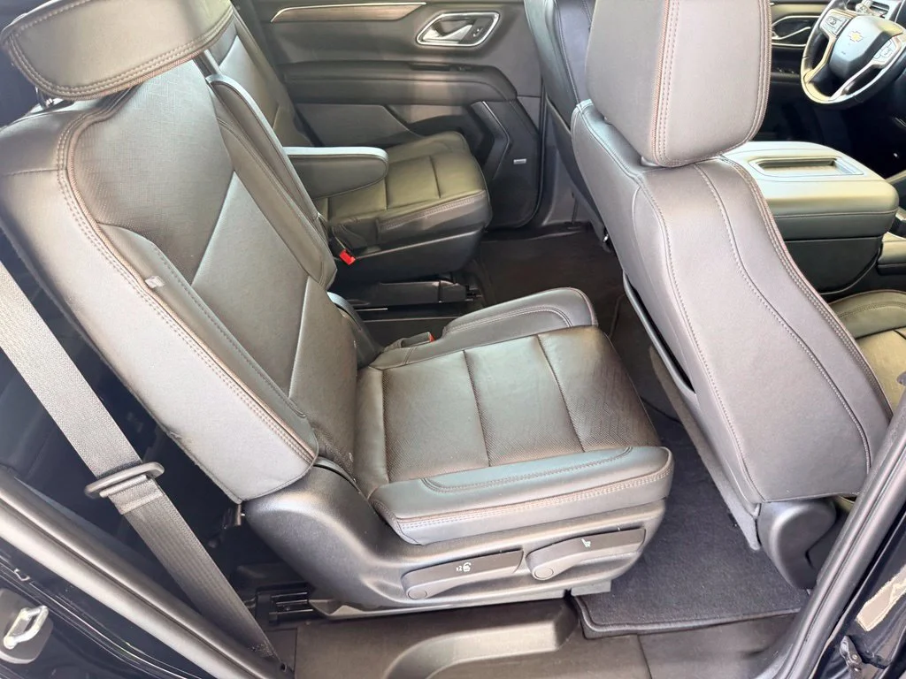 Used 2023 Black Chevrolet High Country image 38