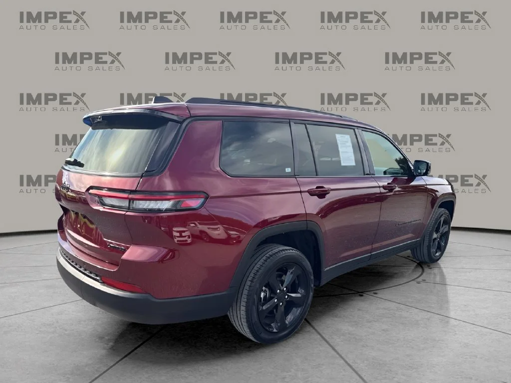 Used 2025 Red Jeep Limited image 5