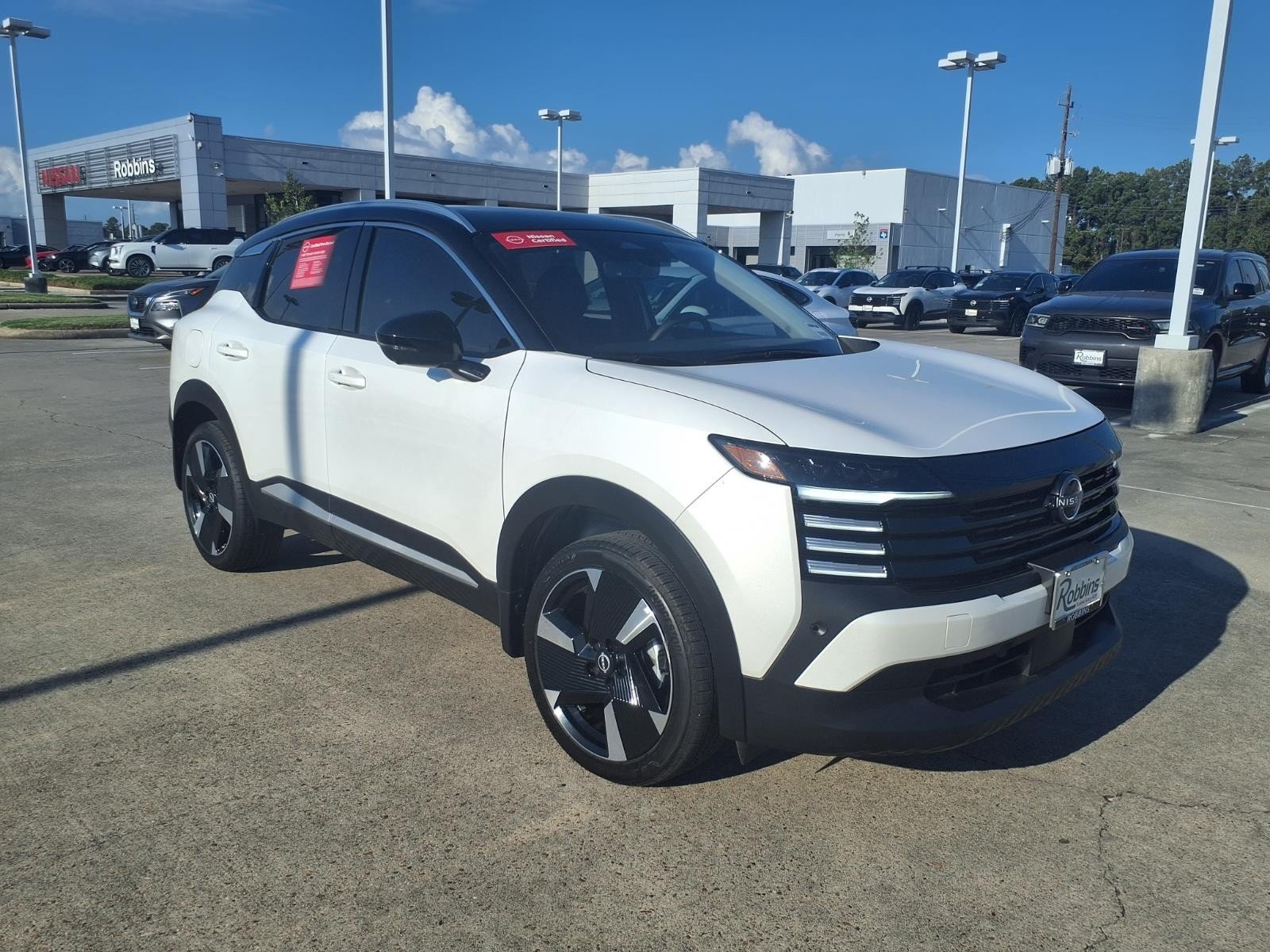 2026 Nissan Kicks photo 3 of 28