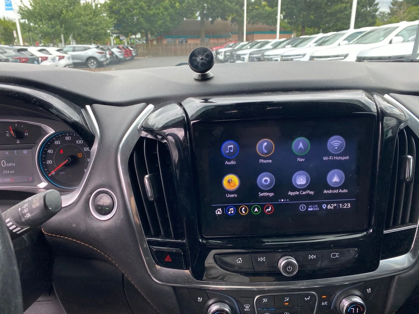Used 2020 Summit White Chevrolet Premier image 7