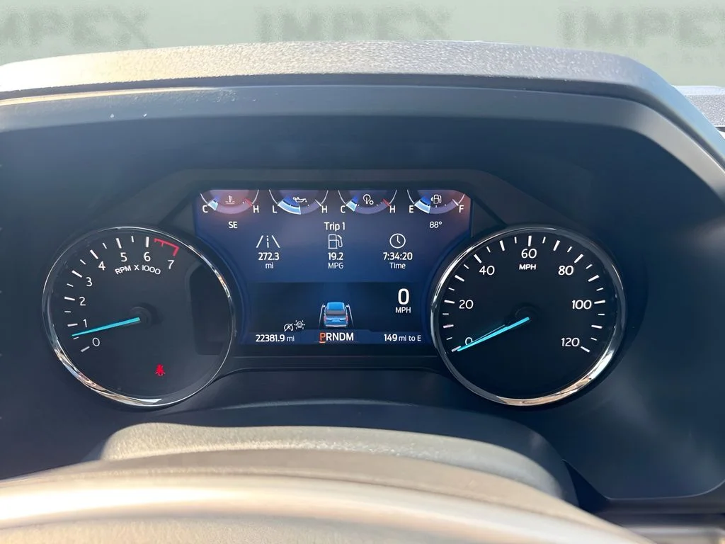 Used 2024 White Ford XLT image 17