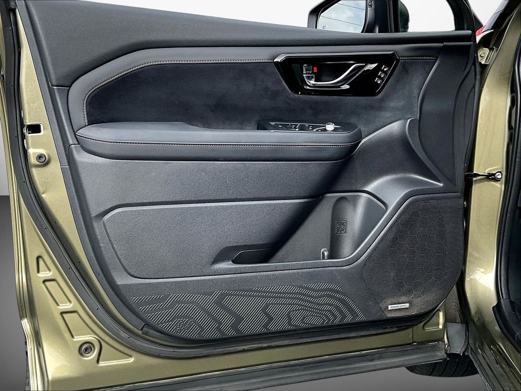 Used 2025 Brown Subaru Touring image 24