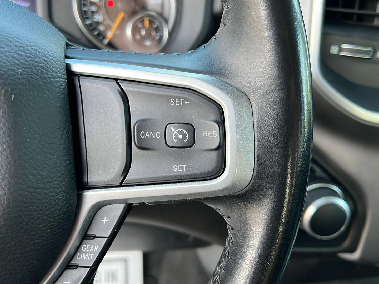 Used 2020 Hydro Blue Pearlcoat Ram Big Horn image 9