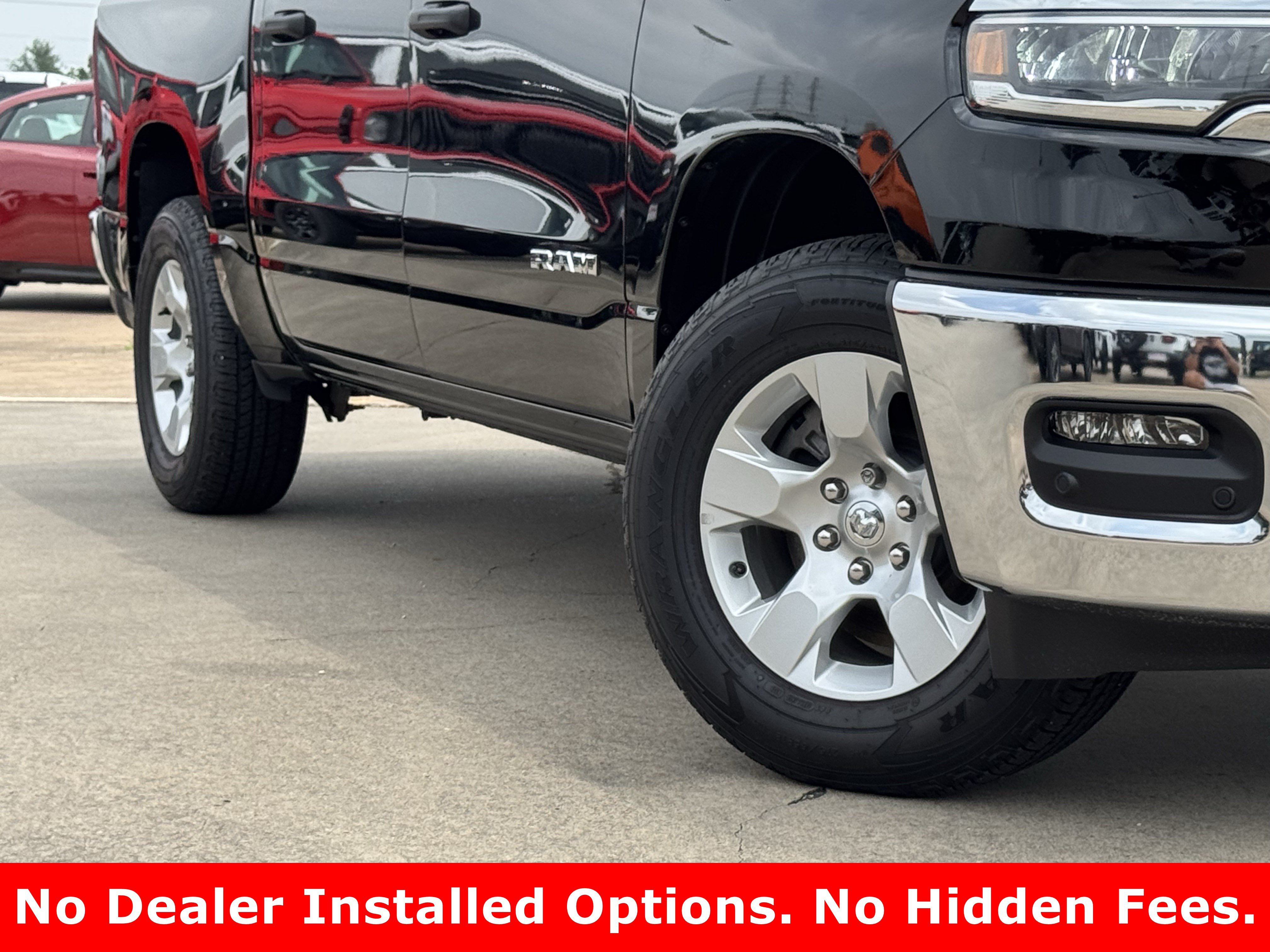 New 2026 Diamond Black Crystal Pearl-Coat Exterior Paint RAM Lone Star image 13