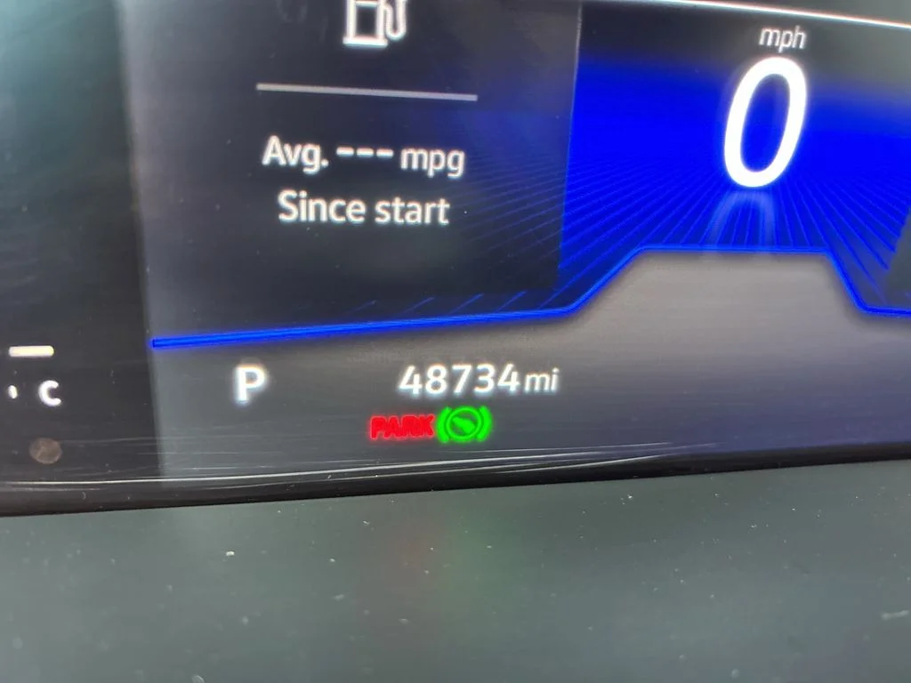 Used 2022 Silver Volkswagen 2.0T SE image 18