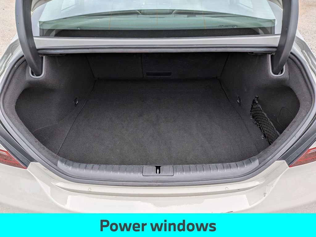 Used 2025 Gray Genesis 2.5T image 27